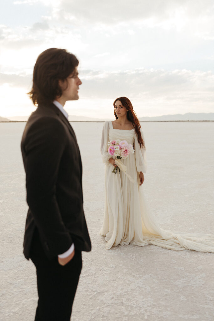 Editorial wedding photography at Bonneville Salt Flats in Utah.